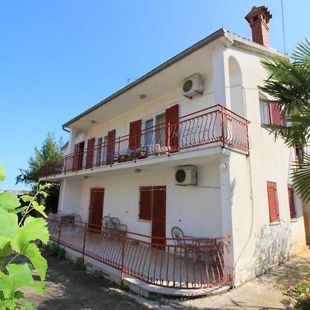 Apartments Franjo Near Center بوريتش المظهر الخارجي الصورة