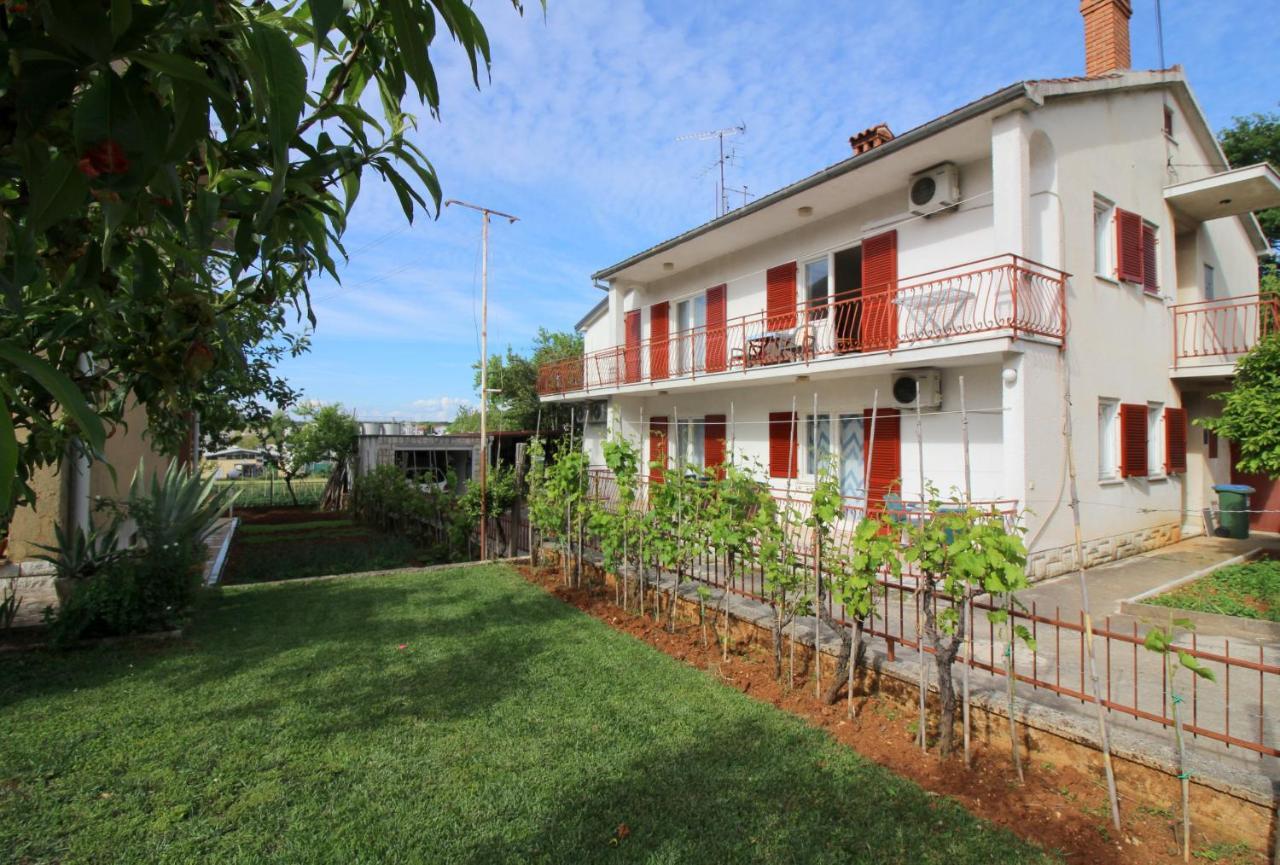 Apartments Franjo Near Center بوريتش المظهر الخارجي الصورة